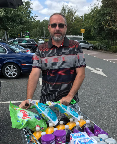 Food donations at Hive Hope
